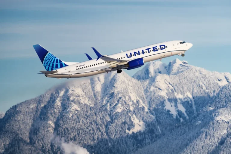 United Airlines Flight UA770 Emergency Diversion